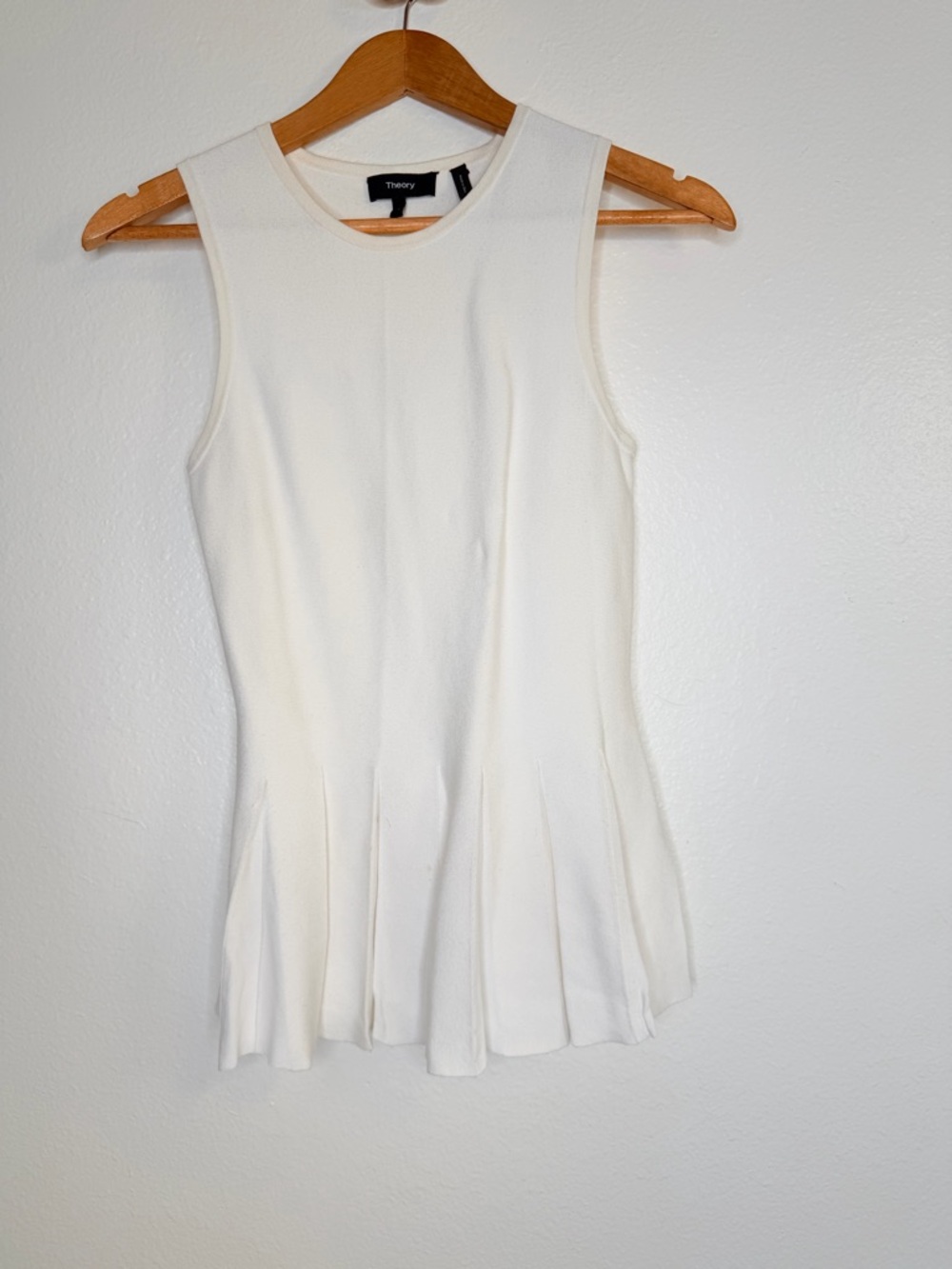 THEORY Lightweight Sweater Peplum Tank Top Size Small $425